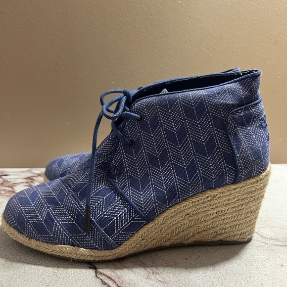 TOMS Desert Wedge Ink Sashiko Espadrilles Ankle Booties Size 7.5 - Picture 2 of 10